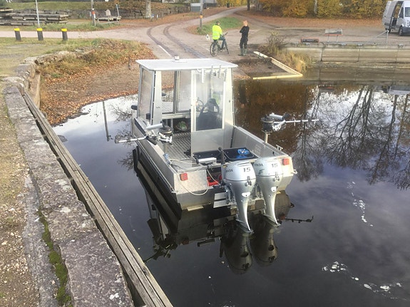 Fet sportfiskebåt ALU 4,7m Pilothouse 2 of 5