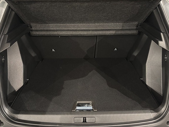 Peugeot 2008 14 of 15