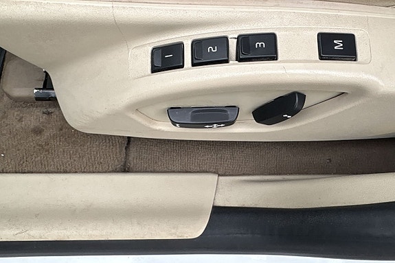 Volvo XC60 14 of 20