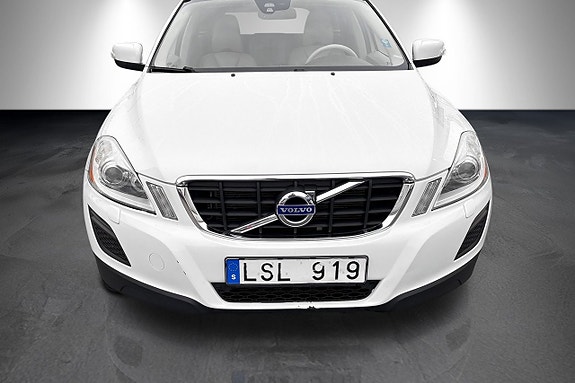 Volvo XC60 9 of 20