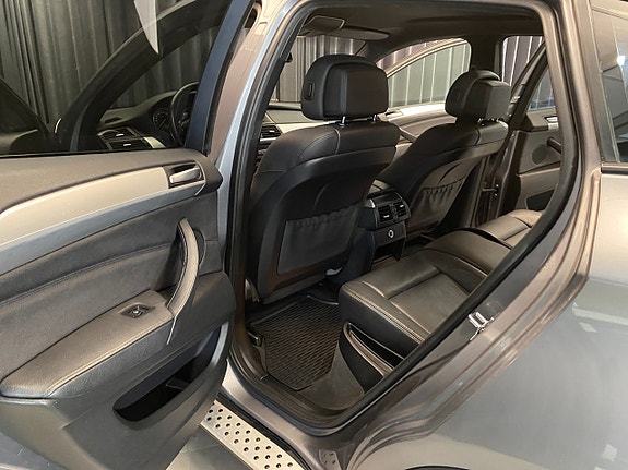 BMW X6 30 of 30