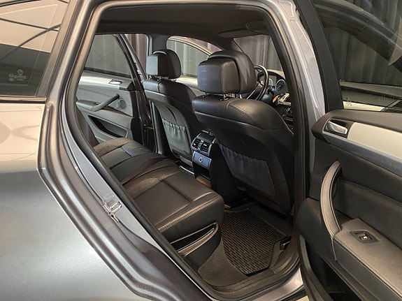 BMW X6 28 of 30