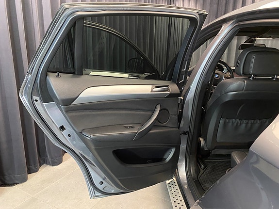BMW X6 29 of 30