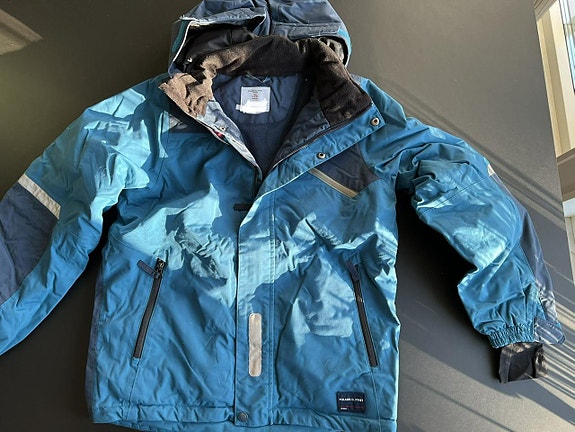 Product image 1 of 3