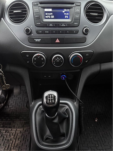 Hyundai i10 12 of 16