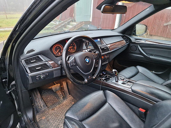 BMW X5 5 of 11