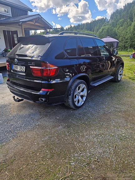 BMW X5 9 of 11