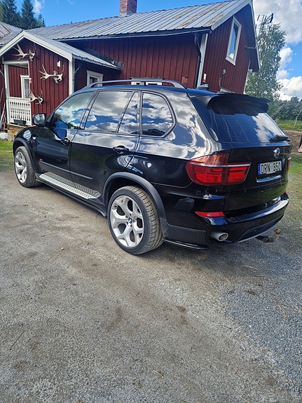 BMW X5 11 of 11