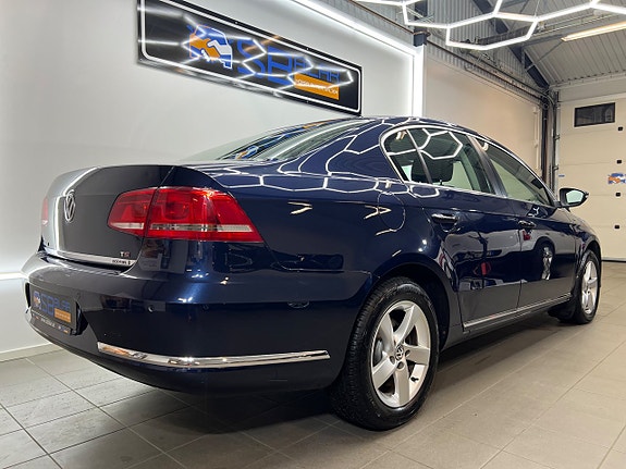 Volkswagen Passat 5 of 5