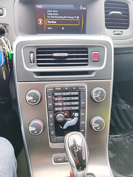 Volvo V60 13 of 13