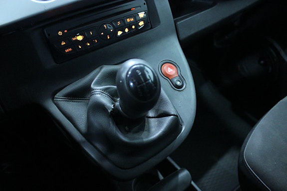 Renault Kangoo Express 14 of 16