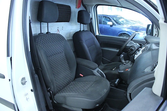 Renault Kangoo Express 12 of 16