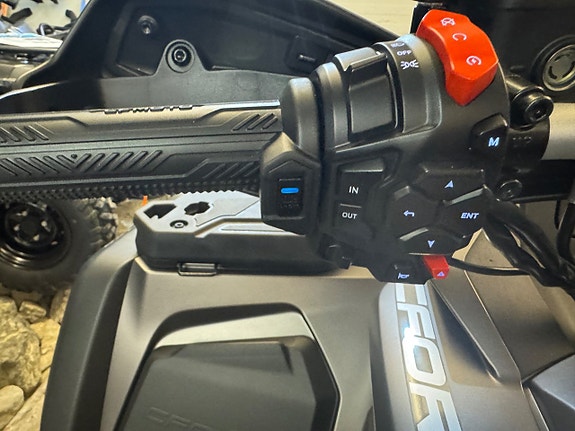 CFMOTO Cforce 850 Pro 5 of 6