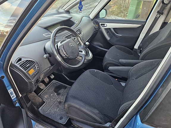 Citroen C4 Picasso 4 of 5