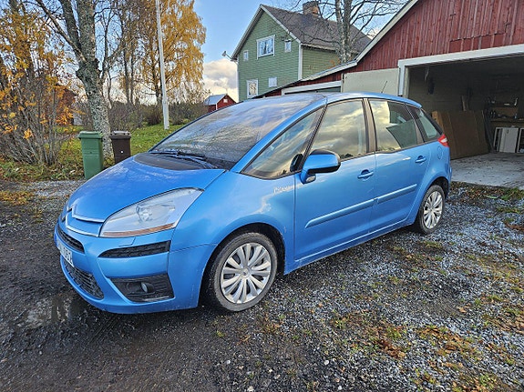 Citroen C4 Picasso 2 of 5