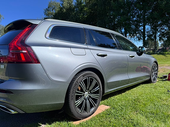 Volvo V60 7 of 8