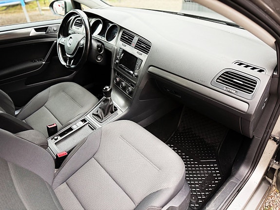 Volkswagen Golf-Serie 14 of 19