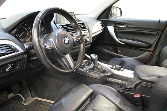 BMW 118d 10 of 12