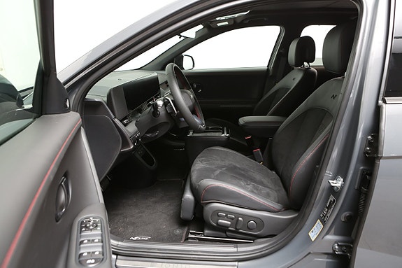 Hyundai Ioniq 5 12 of 30