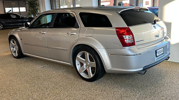 Dodge Magnum 11 of 11