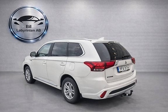 Mitsubishi Outlander 4 of 7
