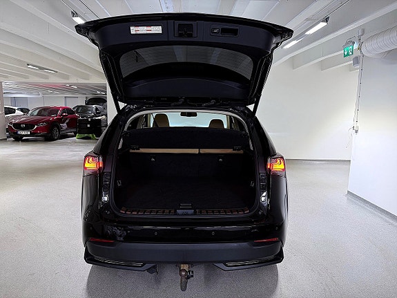Lexus NX300h 25 of 26