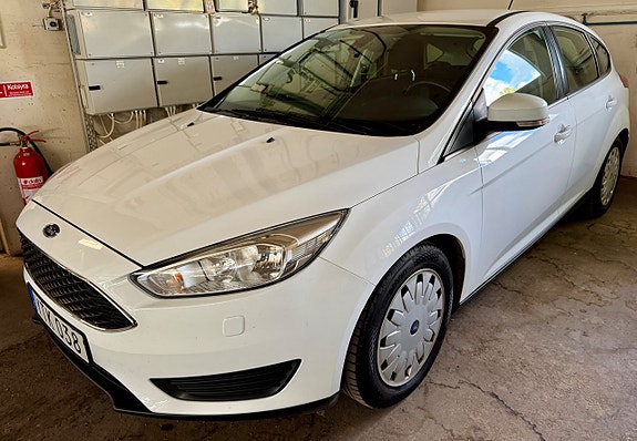 Ford Focus 6 of 9