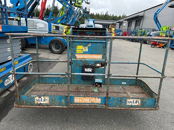 Bomlift Diesel Genie S85 6 of 8