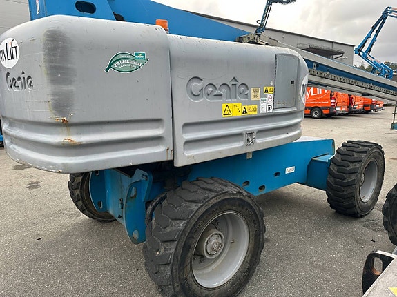 Bomlift Diesel Genie S85 3 of 8