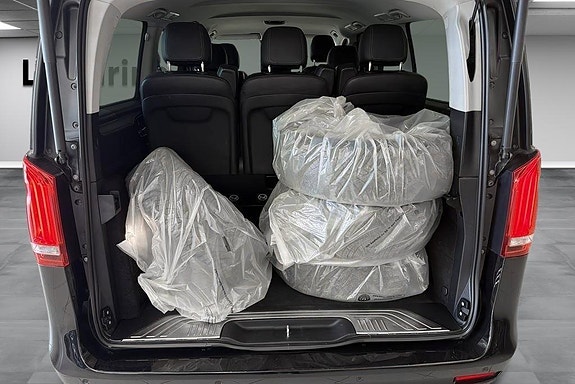 Mercedes-Benz V250 d 14 of 14