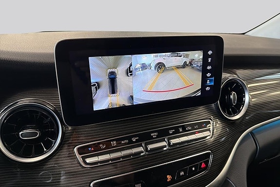 Mercedes-Benz V250 d 11 of 14