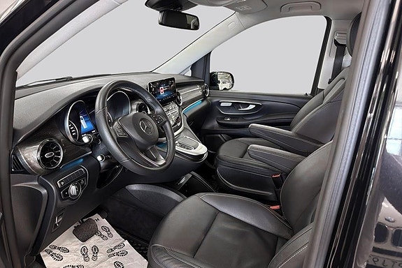 Mercedes-Benz V250 d 8 of 14