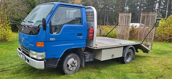 Toyota HiAce 5 of 5