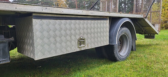 Toyota HiAce 7 of 10