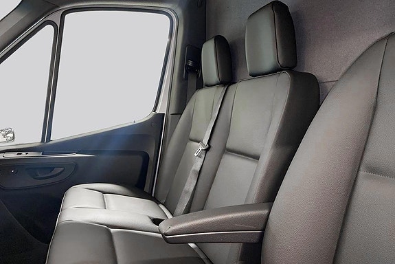 Mercedes-Benz Sprinter 319 9 of 22