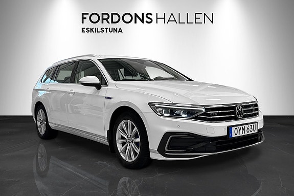 Volkswagen Passat 8 of 25