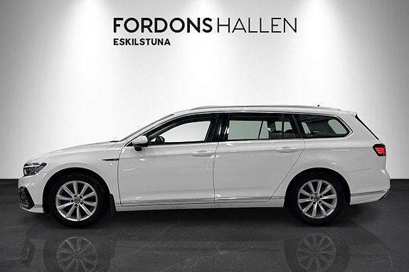 Volkswagen Passat 4 of 5
