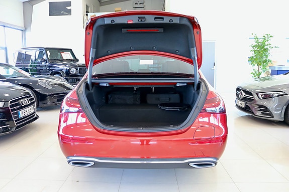 Mercedes-Benz E300 e 4 of 24