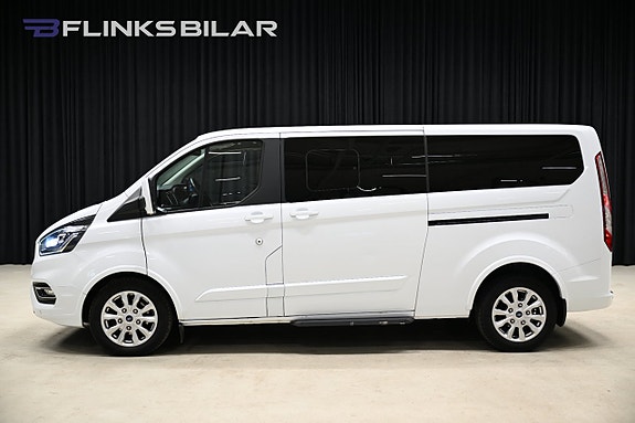 Ford Custom Tourneo 2 of 30