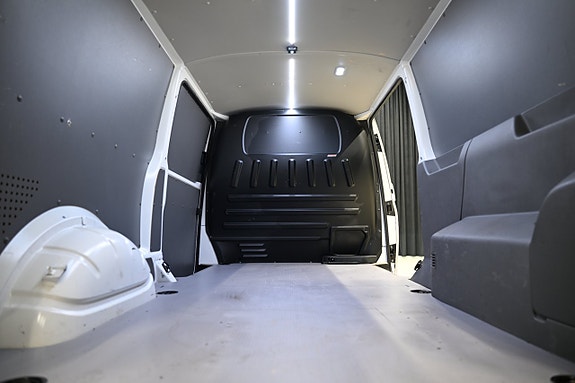 Volkswagen Transporter 10 of 30