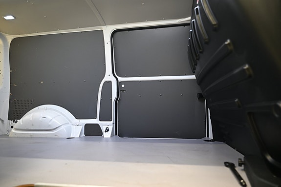 Volkswagen Transporter 11 of 30