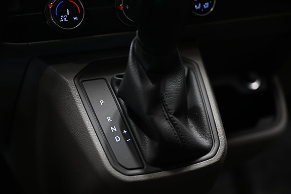 Volkswagen Transporter 20 of 30