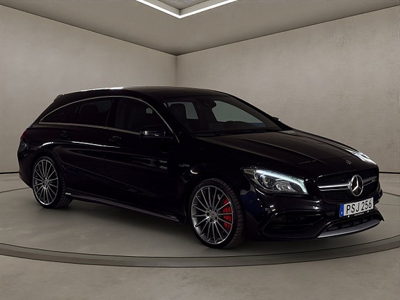 Mercedes-Benz CLA45 13 of 18
