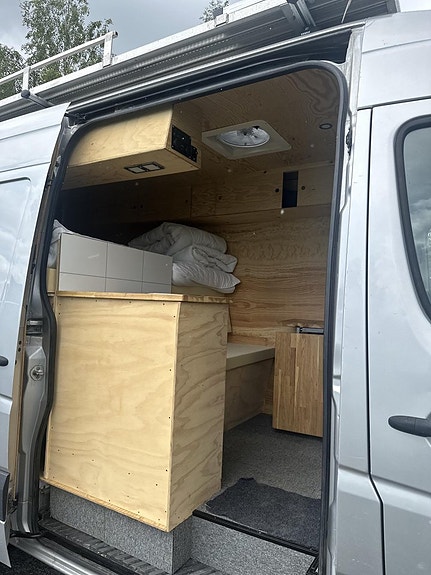 Volkswagen Crafter 4 of 4