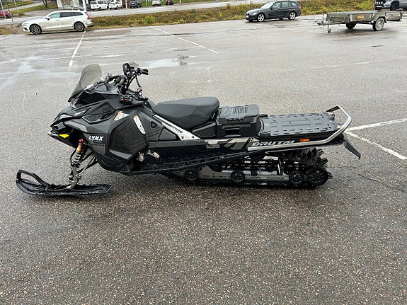 Lynx Xterrain Brutal 850 e-tec VIP 2 of 3