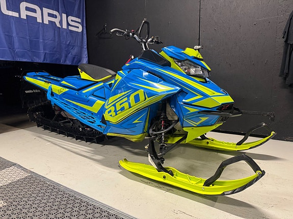 Ski-doo Summit X 850 E-TEC 154 *Räntefritt