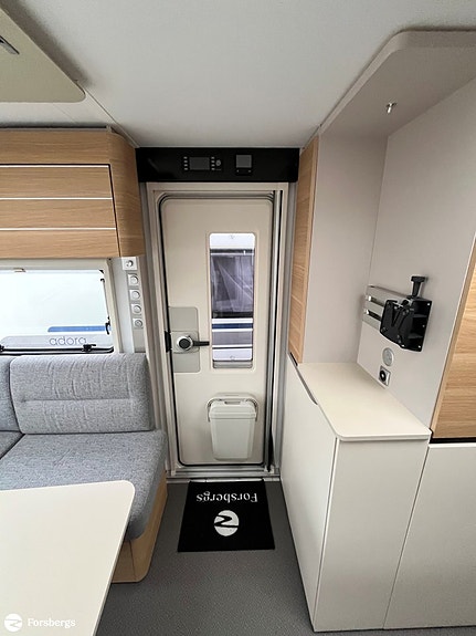 Adria ADORA 613 UT 9 of 18