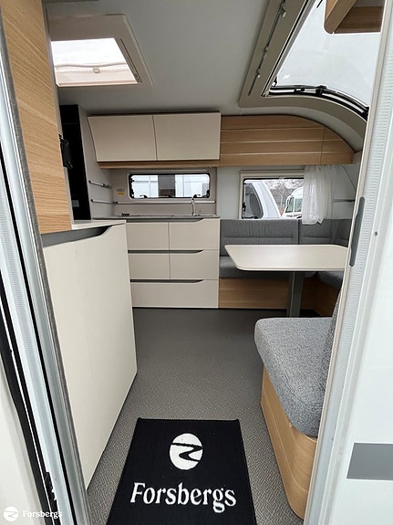 Adria ADORA 613 UT 5 of 18