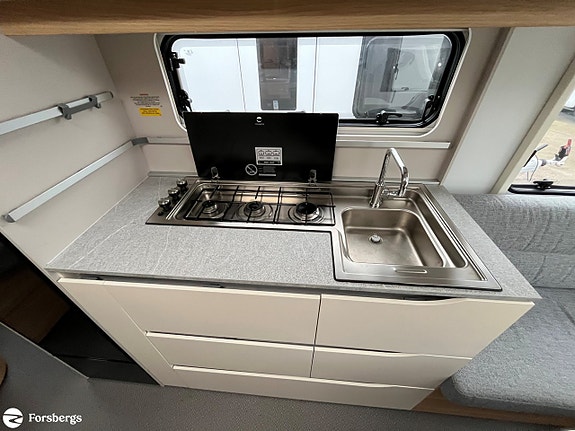 Adria ADORA 613 UT 11 of 18
