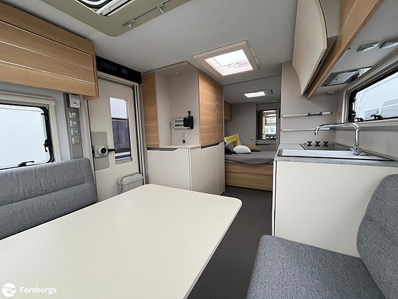 Adria ADORA 613 UT 8 of 18